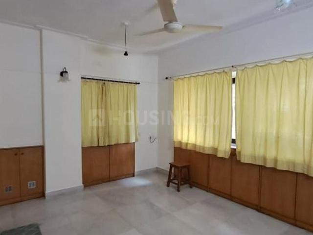 2 BHK Apartment in Santacruz West for rent Mumbai. The reference number is 21023110