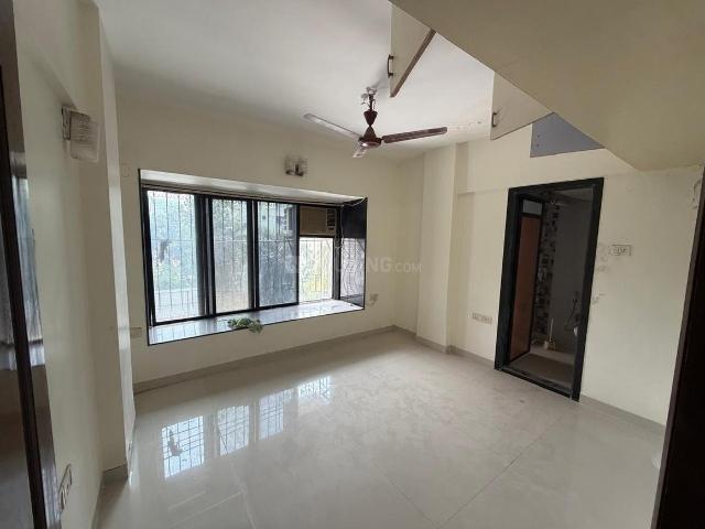 2 BHK Apartment in Santacruz West for rent Mumbai. The reference number is 21330418