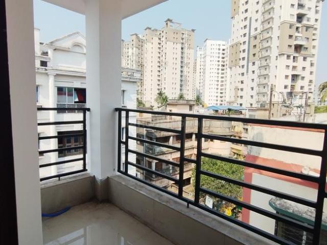 2 BHK Apartment in Sarada Pally for resale Kolkata. The reference number is 16779090