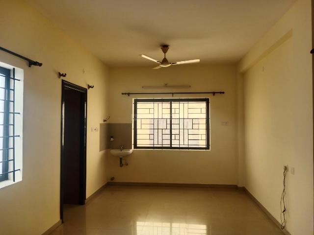 2 BHK Apartment in Saravanampatty for rent Coimbatore. The reference number is 21347078