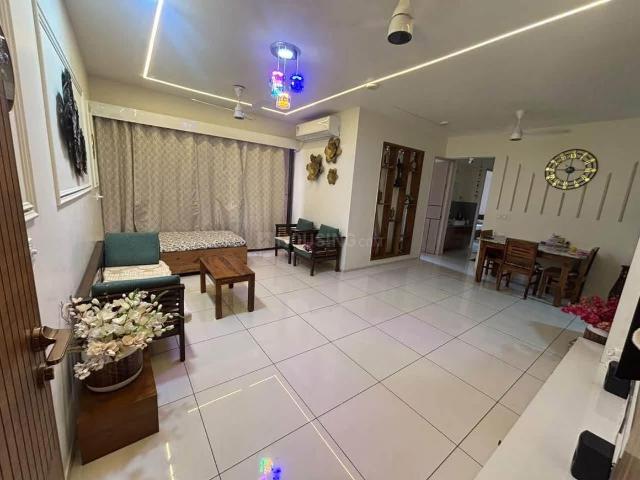 2 BHK Apartment in Sargasan for rent Gandhinagar. The reference number is 20504284