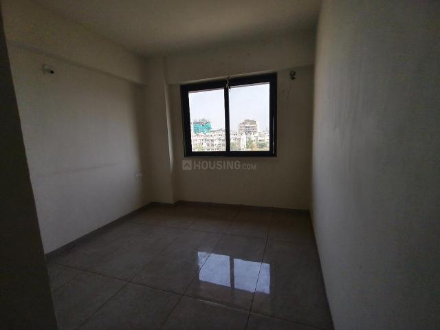 2 BHK Apartment in Sarkhej for rent Ahmedabad. The reference number is 19599991