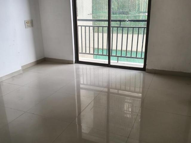 2 BHK Apartment in Sarkhej for rent Ahmedabad. The reference number is 19962608