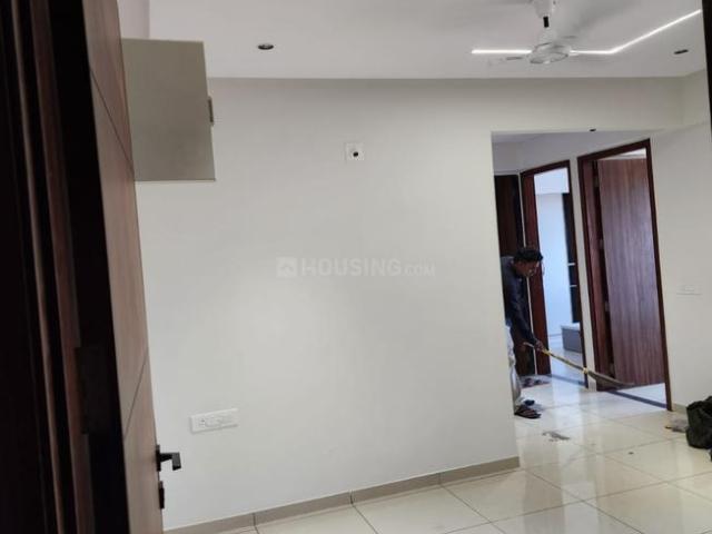 2 BHK Apartment in Sarkhej for rent Ahmedabad. The reference number is 19979159