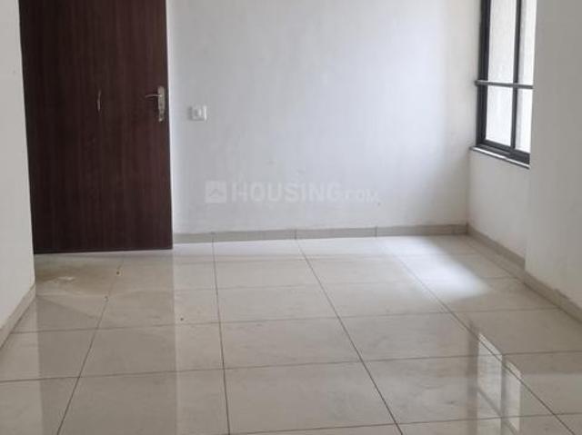 2 BHK Apartment in Sarkhej for rent Ahmedabad. The reference number is 21079646