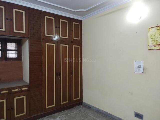 2 BHK Apartment in Sarita Vihar for rent New Delhi. The reference number is 19695640