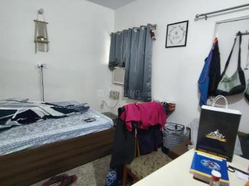 2 BHK Apartment in Sarita Vihar for rent New Delhi. The reference number is 19976352