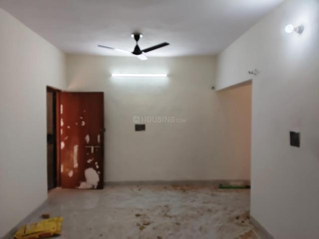 2 BHK Apartment in Sarita Vihar for rent New Delhi. The reference number is 20019829