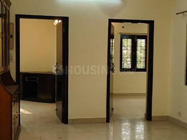 2 BHK Apartment in Sarita Vihar for rent New Delhi. The reference number is 20644295