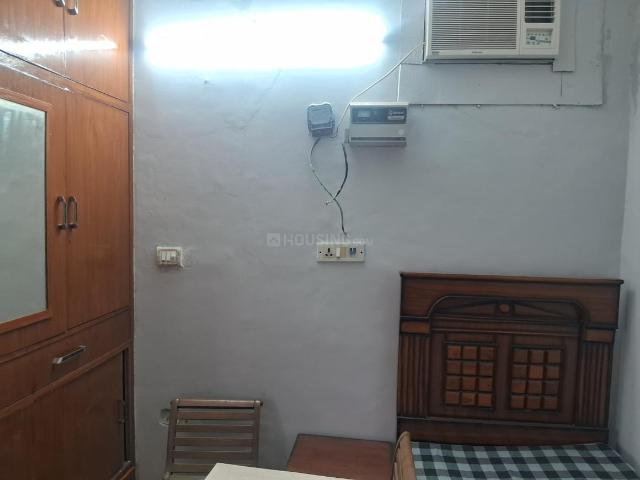 2 BHK Apartment in Sarita Vihar for rent New Delhi. The reference number is 20799078