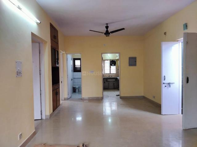 2 BHK Apartment in Sarita Vihar for rent New Delhi. The reference number is 21011860
