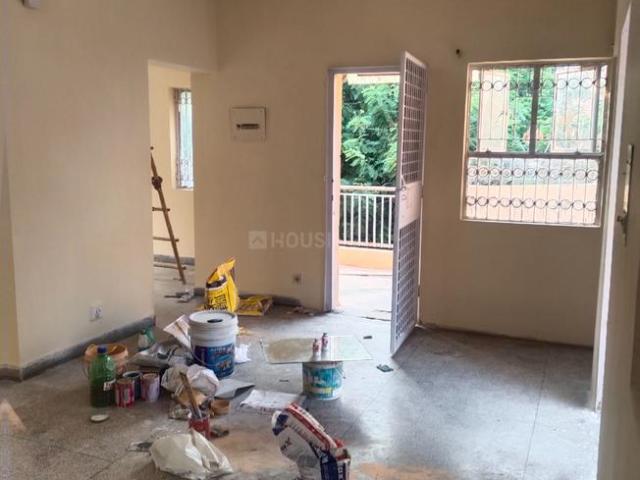 2 BHK Apartment in Sarita Vihar for rent New Delhi. The reference number is 21119723