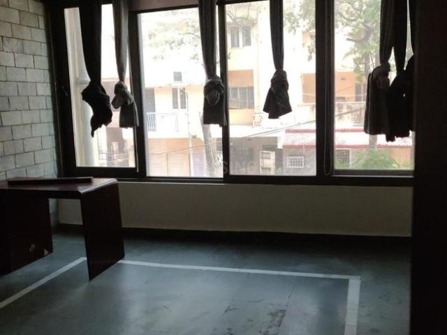 2 BHK Apartment in Sarita Vihar for rent New Delhi. The reference number is 21261818