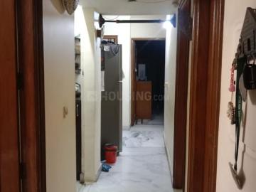 2 BHK Apartment in Sarita Vihar for resale New Delhi. The reference number is 20254424