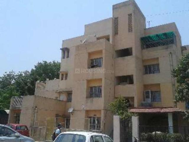 2 BHK Apartment in Sarita Vihar for resale New Delhi. The reference number is 20391141
