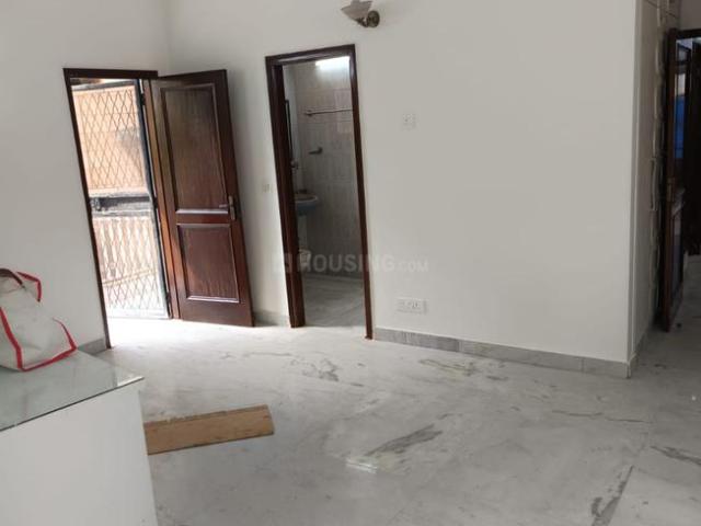 2 BHK Apartment in Sarita Vihar for resale New Delhi. The reference number is 21362155