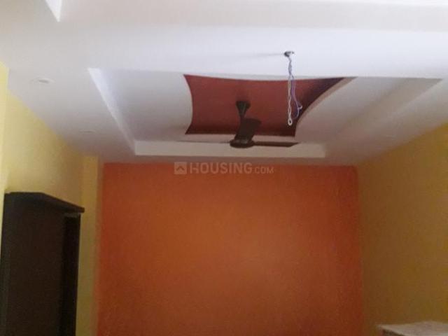 2 BHK Apartment in Sarvodaya Nagar for rent Kanpur. The reference number is 20489282