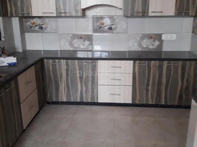 2 BHK Apartment in Sarvodaya Nagar for rent Kanpur. The reference number is 20788980