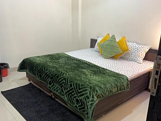 2 BHK Apartment in Scheme No 114 for rent Indore. The reference number is 19433725