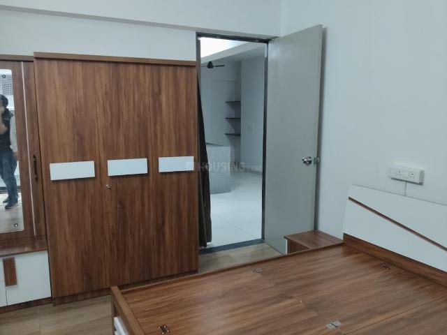 2 BHK Apartment in Science City for rent Ahmedabad. The reference number is 18262435