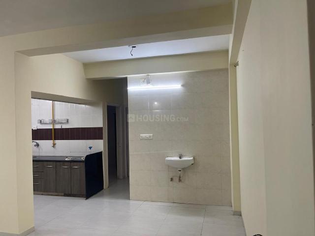 2 BHK Apartment in Science City for rent Ahmedabad. The reference number is 20744202