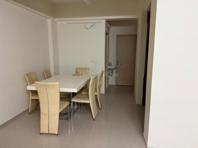 2 BHK Apartment in Science City for rent Ahmedabad. The reference number is 21124255