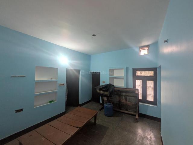 2 BHK Apartment in Sealdah for rent Kolkata. The reference number is 20827524