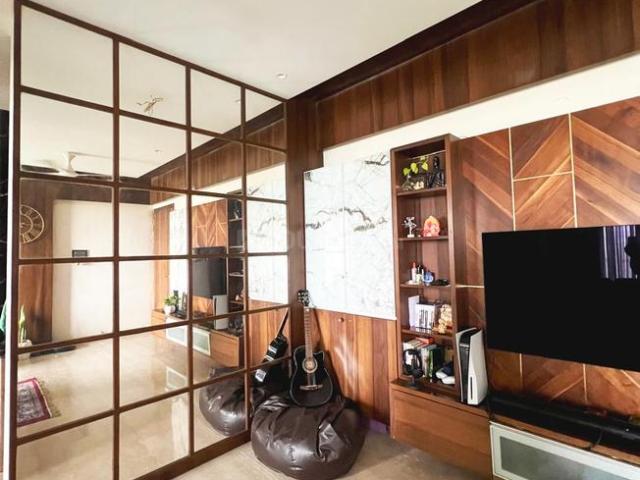 2 BHK Apartment in Seawoods for rent Navi Mumbai. The reference number is 18351990