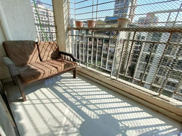 2 BHK Apartment in Seawoods for rent Navi Mumbai. The reference number is 19650097