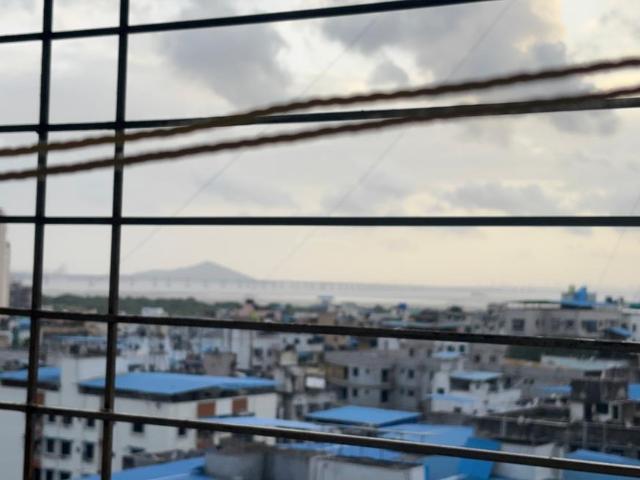 2 BHK Apartment in Seawoods for rent Navi Mumbai. The reference number is 21007415