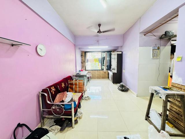 2 BHK Apartment in Seawoods for rent Navi Mumbai. The reference number is 21127414
