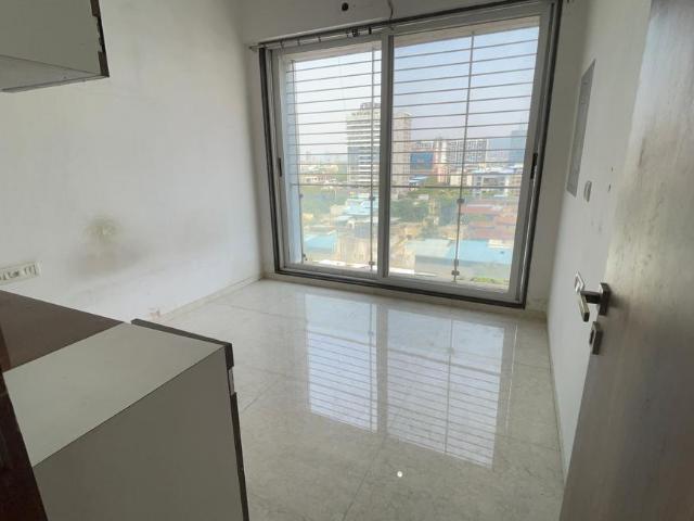 2 BHK Apartment in Seawoods for rent Navi Mumbai. The reference number is 21277373