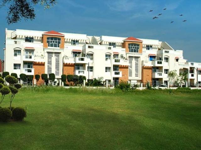 2 BHK Apartment in Sector PI for resale Greater Noida. The reference number is 21282876