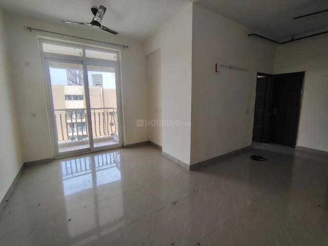2 BHK Apartment in Sector 143 for rent Noida. The reference number is 19718546