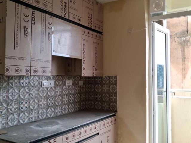 2 BHK Apartment in Sector 143 for rent Noida. The reference number is 20771006