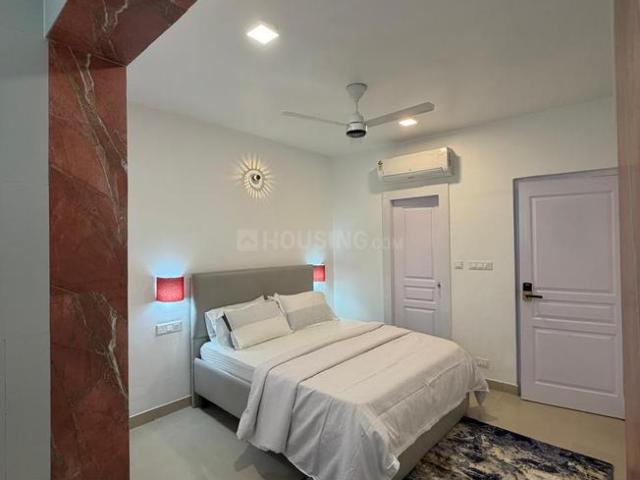 2 BHK Apartment in Sector 143 for rent Noida. The reference number is 20797219