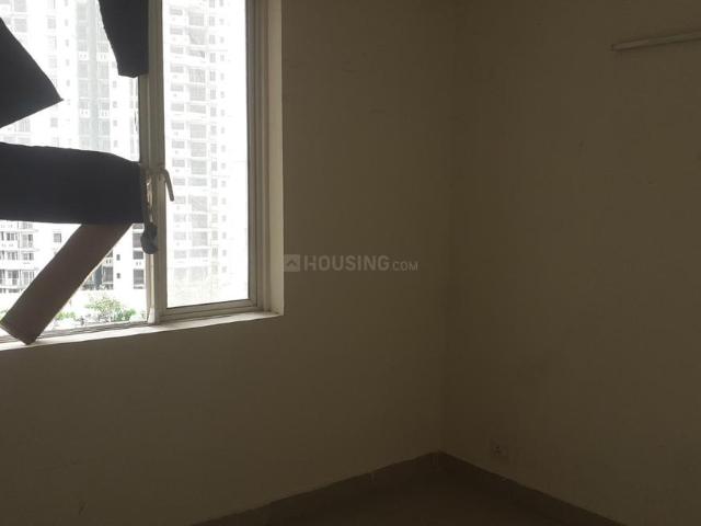 2 BHK Apartment in Sector 143 for rent Noida. The reference number is 20940553