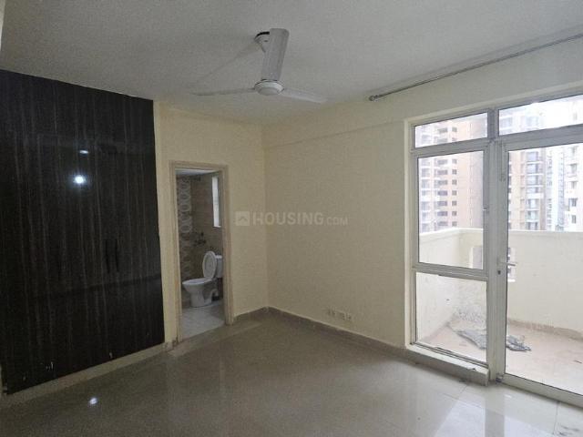 2 BHK Apartment in Sector 143 for rent Noida. The reference number is 21190145