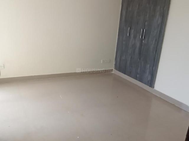 2 BHK Apartment in Sector 143 for rent Noida. The reference number is 21204693