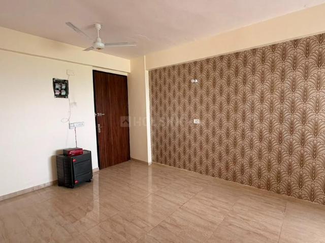 2 BHK Apartment in Sector 143 for resale Faridabad. The reference number is 20970398
