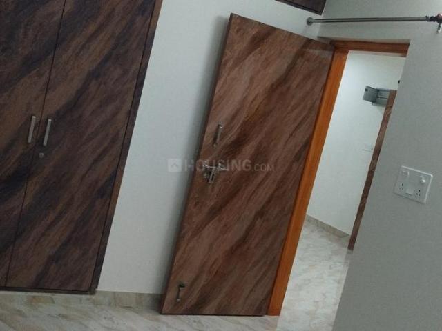 2 BHK Apartment in Sector 14 Dwarka for rent New Delhi. The reference number is 21023905
