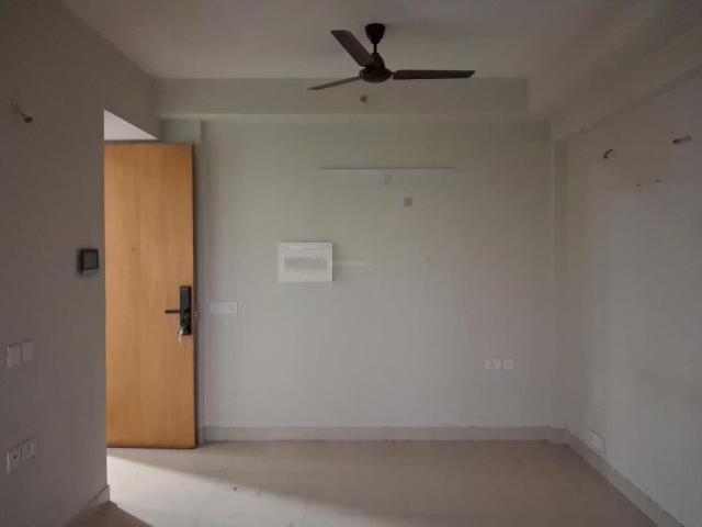 2 BHK Apartment in Sector 150 for rent Noida. The reference number is 18642396