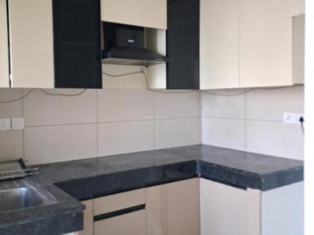 2 BHK Apartment in Sector 150 for rent Noida. The reference number is 18642465