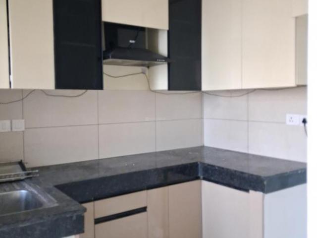 2 BHK Apartment in Sector 150 for rent Noida. The reference number is 18642465