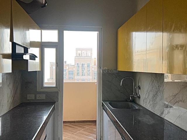 2 BHK Apartment in Sector 150 for rent Noida. The reference number is 18983587