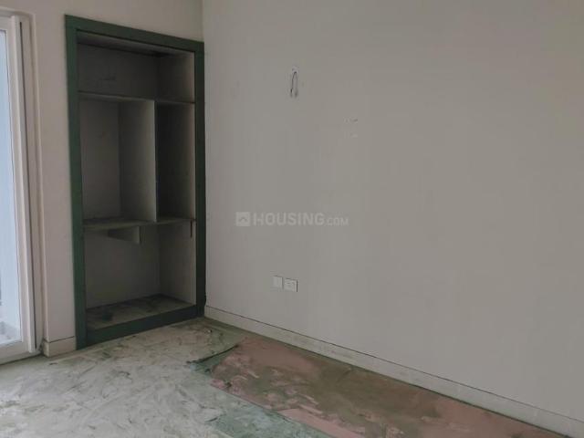 2 BHK Apartment in Sector 150 for rent Noida. The reference number is 19917799