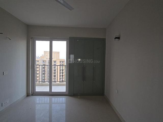 2 BHK Apartment in Sector 150 for rent Noida. The reference number is 20323954