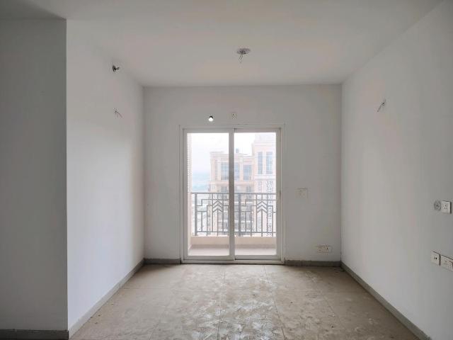 2 BHK Apartment in Sector 150 for rent Noida. The reference number is 20419390