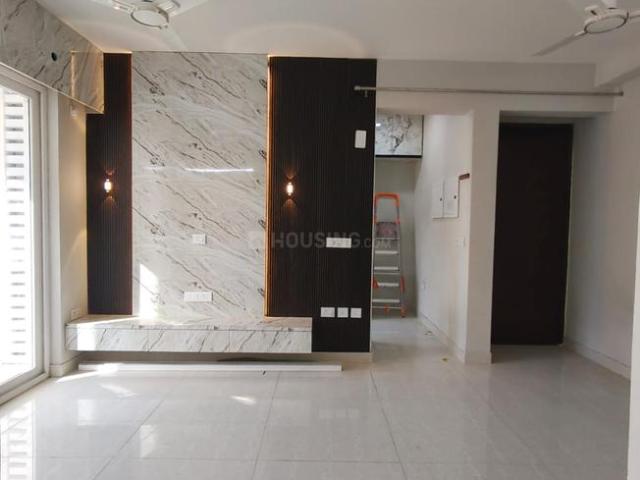 2 BHK Apartment in Sector 150 for rent Noida. The reference number is 20689143