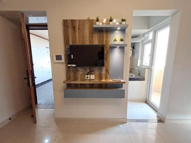 2 BHK Apartment in Sector 150 for rent Noida. The reference number is 20776040
